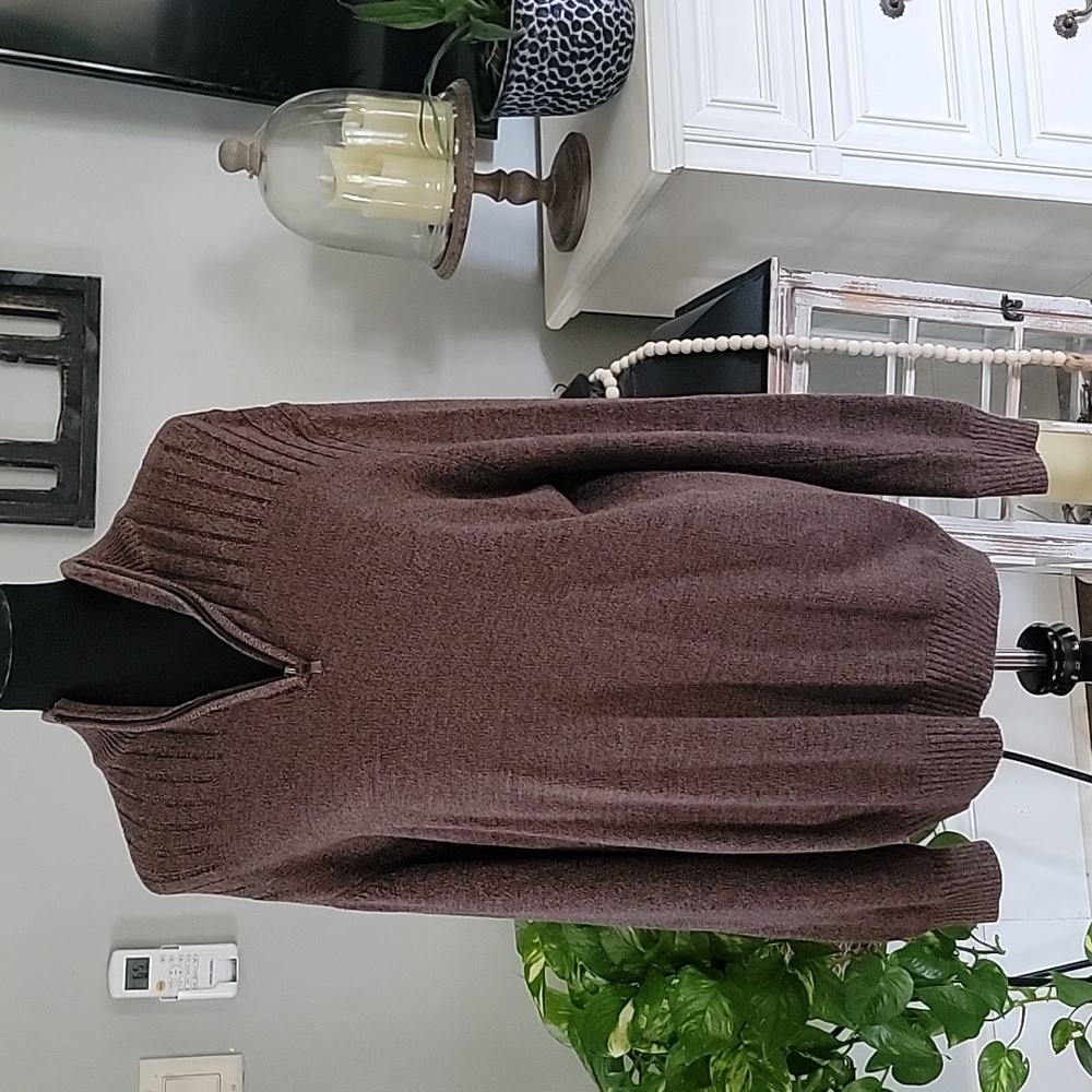 Mens size XL Brown Covington zip up sweater